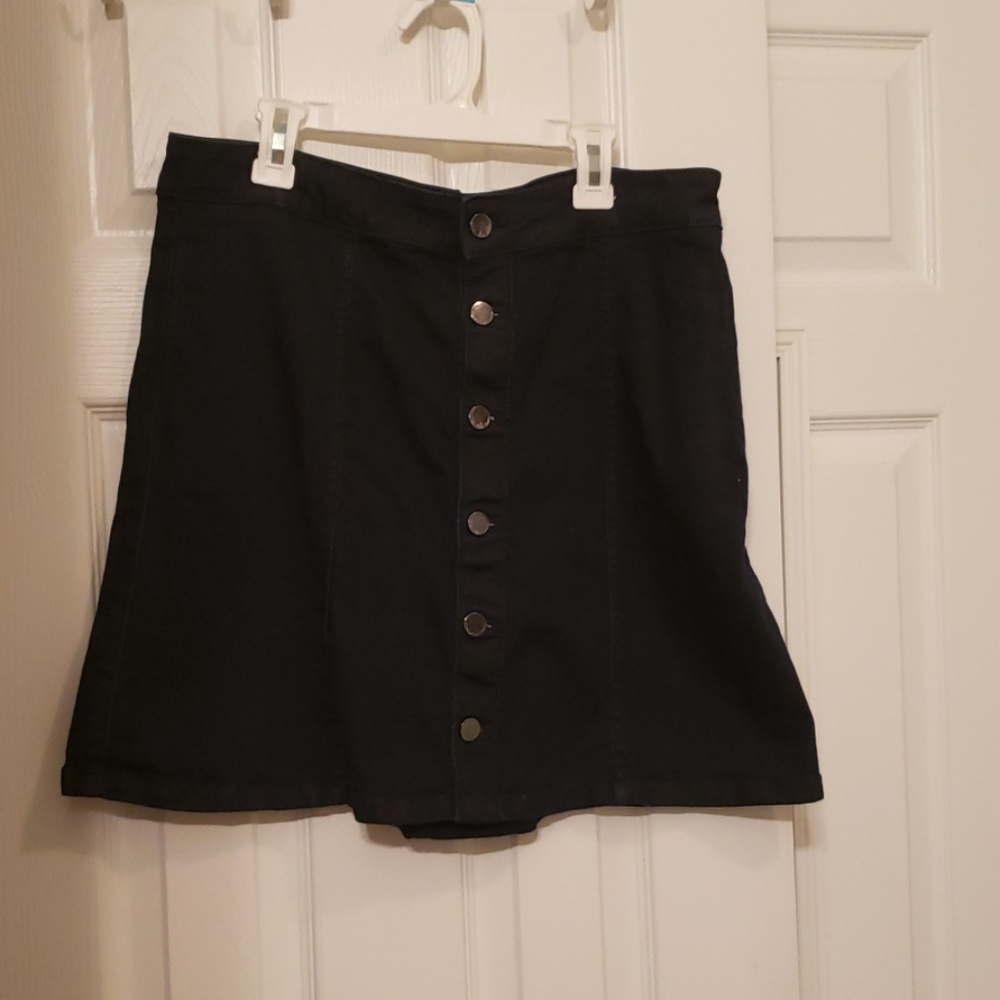 Buttoned down CK Jean skirt EUC
